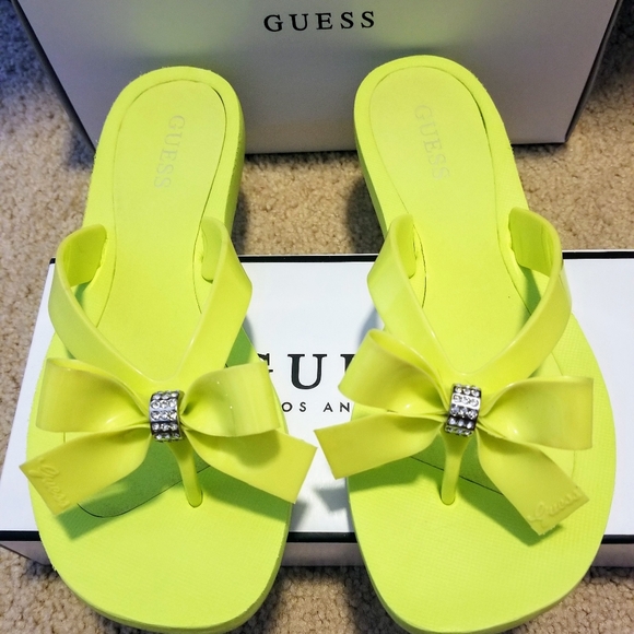 Guess Shoes - GUESS Tutu Bow Neon Flip Flop Sandals Size 7
